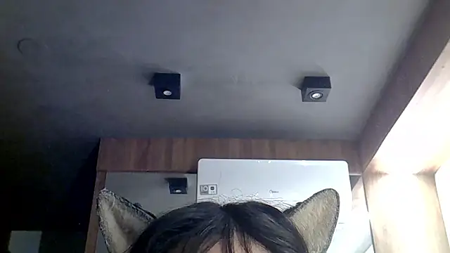 Skinny-Kitten online show from 06.11.26