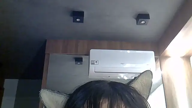 Skinny-Kitten online show from 07.12.26