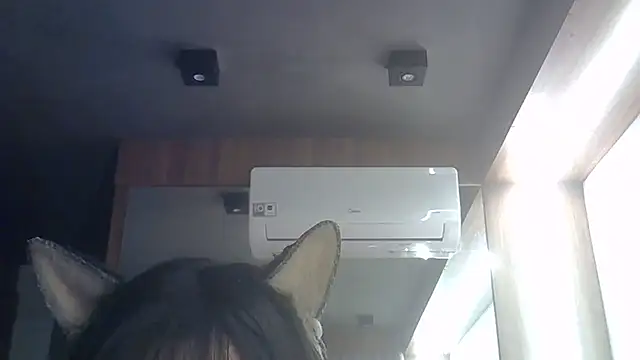 Skinny-Kitten online show from 08.03.26