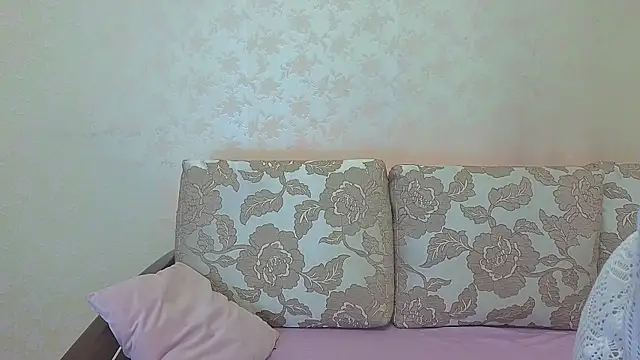 Snapshot of Adissana chatting on 12.19.24 Adissana online show from 12.19.24