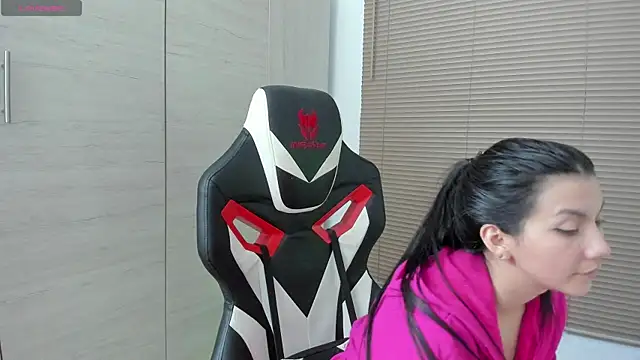 Snapshot of Gisell1501997 chatting on 03.05.25 Gisell1501997 online show from 03.05.25