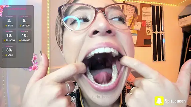 Spit queen online show from 05.20.26