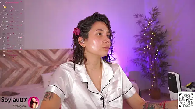 Snapshot of imjess01 chatting on 05.11.26 imjess01 online show from 05.11.26