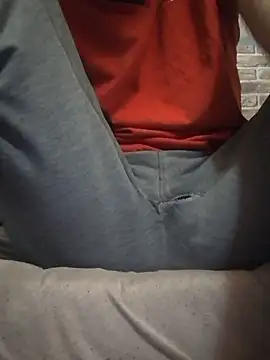 Adamvarga0318 online show from 02.20.25