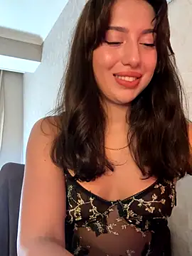 Snapshot of Tasty_Nora chatting on 09.11.25 Tasty Nora online show from 09.11.25