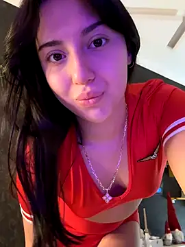 Snapshot of Tasty_Nora chatting on 12.20.25 Tasty Nora online show from 12.20.25