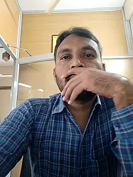 adicma123 online show from 02.05.26