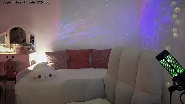 Snapshot of ImKeira chatting on 09.22.25 ImKeira online show from 09.22.25