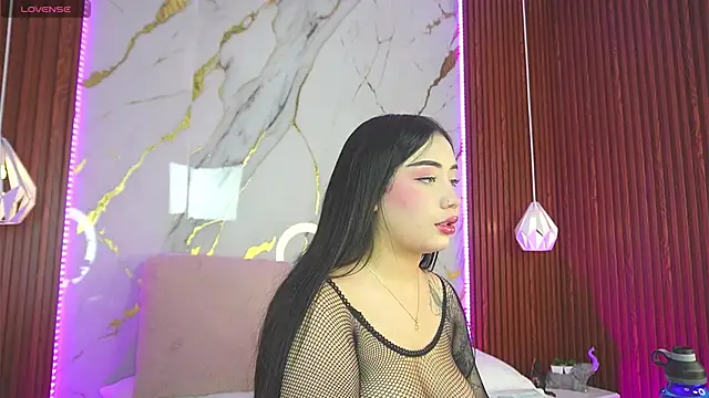 haylie  online show from 02.25.25