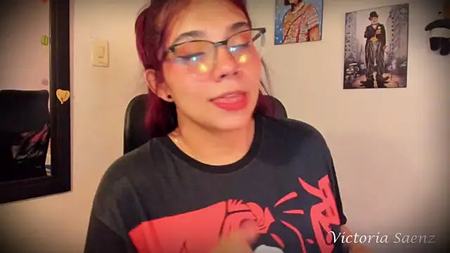 victoriaasaenz  online show from 03.19.25