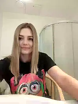 KrissSexi online show from 02.13.25