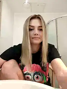 KrissSexi online show from 02.14.25