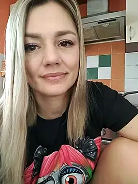 KrissSexi online show from 02.17.25