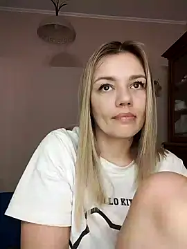 KrissSexi online show from 02.28.25