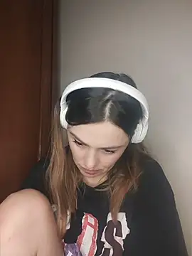 KrissSexi online show from 04.28.26