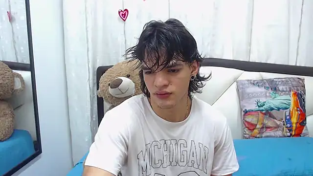 AlbertBernal69 online show from 03.14.25