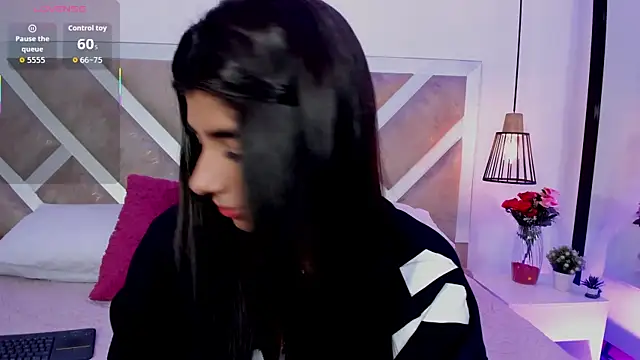 ZiaCalifa online show from 04.21.26
