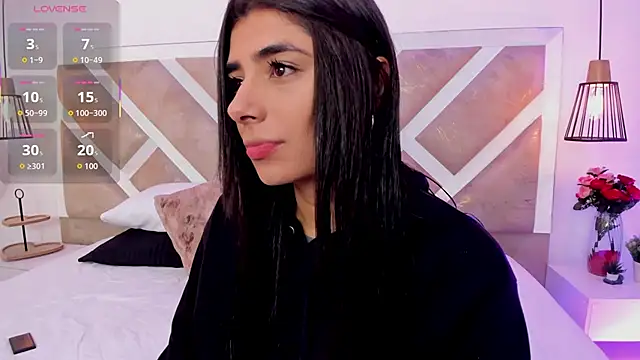 Snapshot of ZiaCalifa chatting on 05.22.26 ZiaCalifa online show from 05.22.26