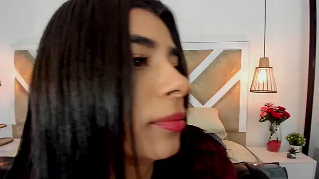 Snapshot of ZiaCalifa chatting on 06.22.26 ZiaCalifa online show from 06.22.26