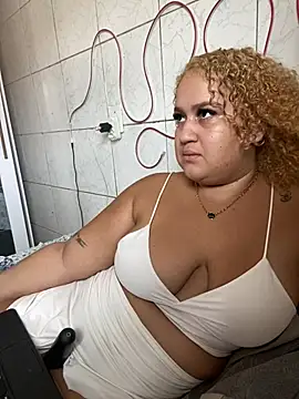 MinaBoss online show from 02.05.25