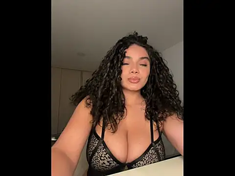 Mariecurl online show from 09.25.25