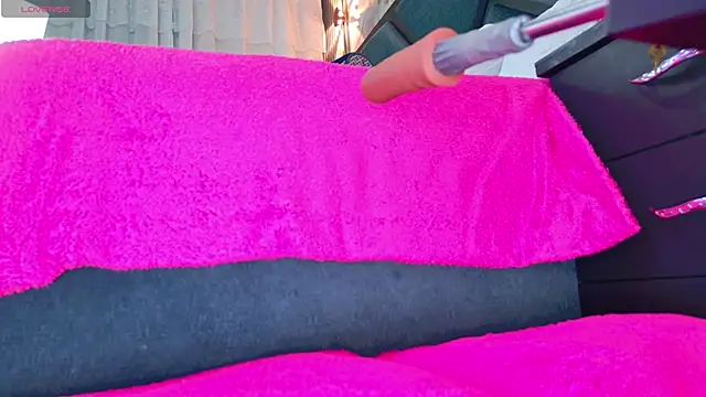 NathaxaLeans online show from 11.24.25