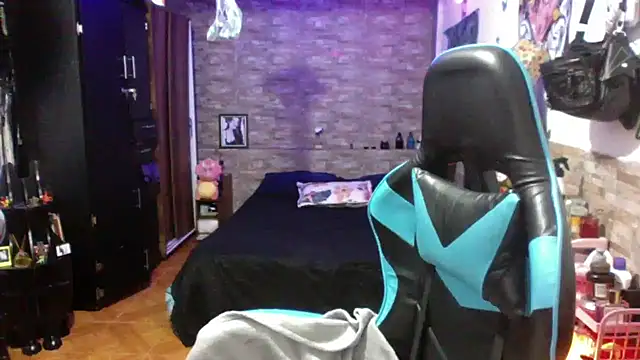 AngelaQueen  online show from 04.26.26