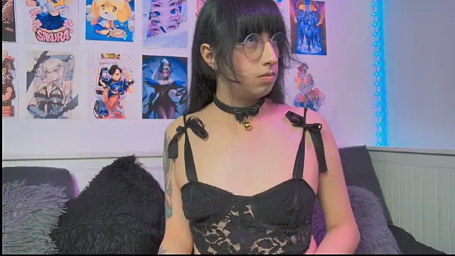 snowblack  online show from 06.20.26