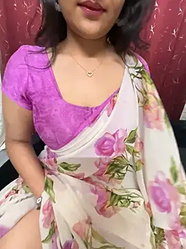 Snapshot of LuscousPussy chatting on 03.05.25 LuscousPussy online show from 03.05.25