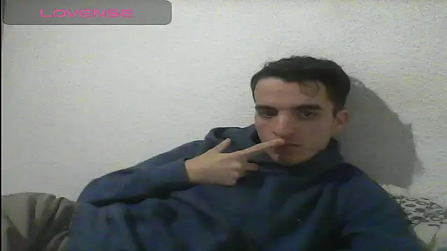 Snapshot of Tombgy07 chatting on 02.13.25 Tombgy07 online show from 02.13.25