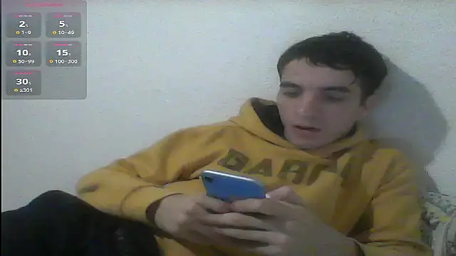 Snapshot of Tombgy07 chatting on 03.12.25 Tombgy07 online show from 03.12.25