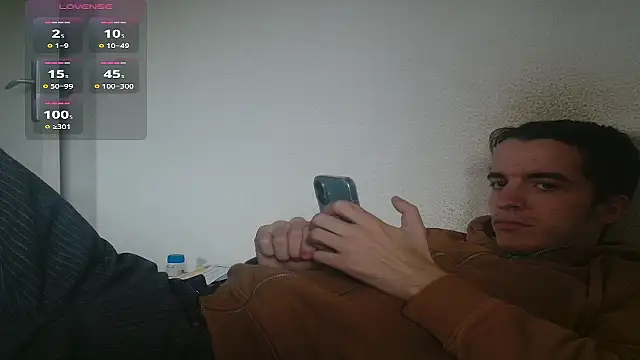 Snapshot of Tombgy07 chatting on 01.17.26 Tombgy07 online show from 01.17.26