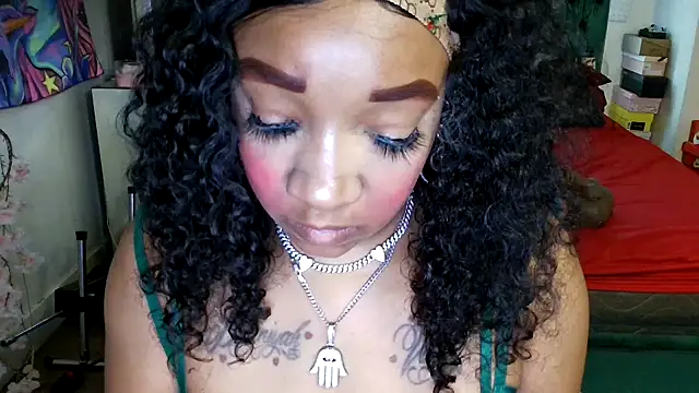 YasmineMinaj online show from 09.18.25