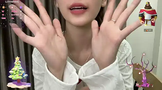 Snapshot of Your-Sunshine chatting on 12.25.24 Your-Sunshine online show from 12.25.24