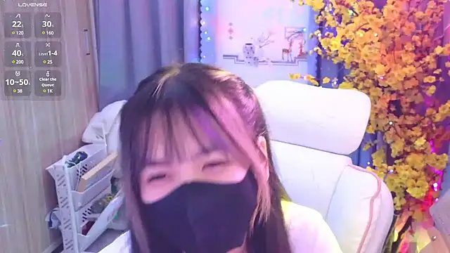 Snapshot of Your-Sunshine chatting on 02.03.25 Your-Sunshine online show from 02.03.25