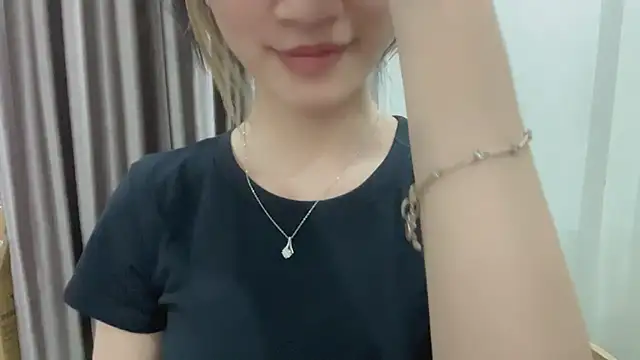 Snapshot of Your-Sunshine chatting on 02.16.25 Your-Sunshine online show from 02.16.25