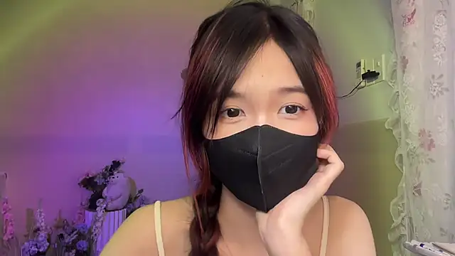 Snapshot of Your-Sunshine chatting on 09.15.25 Your-Sunshine online show from 09.15.25