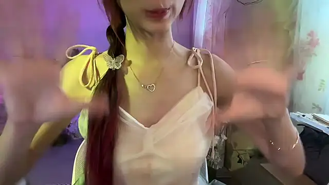 Snapshot of Your-Sunshine chatting on 09.16.25 Your-Sunshine online show from 09.16.25