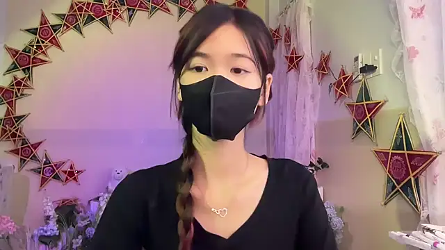 Snapshot of Your-Sunshine chatting on 09.20.25 Your-Sunshine online show from 09.20.25