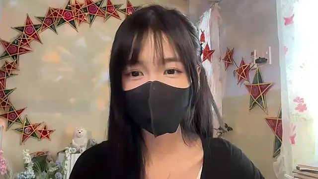 Snapshot of Your-Sunshine chatting on 09.27.25 Your-Sunshine online show from 09.27.25