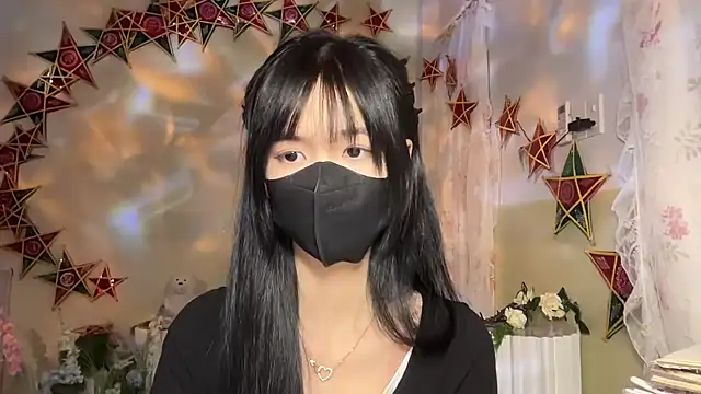 Snapshot of Your-Sunshine chatting on 09.27.25 Your-Sunshine online show from 09.27.25