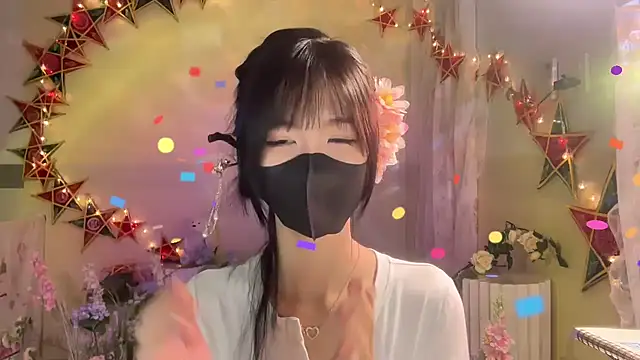 Snapshot of Your-Sunshine chatting on 10.02.25 Your-Sunshine online show from 10.02.25