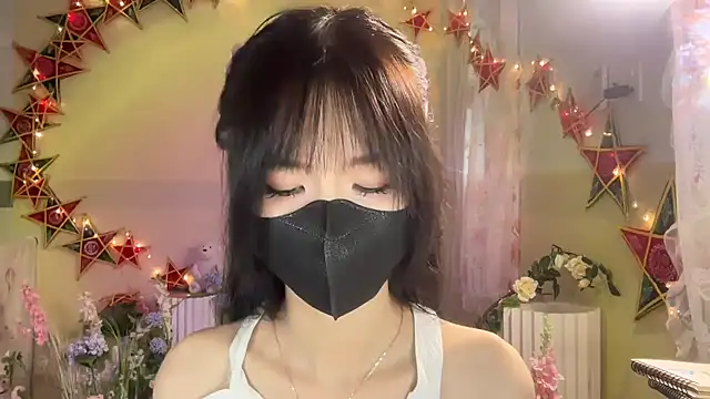 Snapshot of Your-Sunshine chatting on 10.03.25 Your-Sunshine online show from 10.03.25