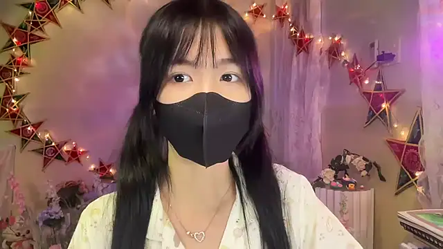 Snapshot of Your-Sunshine chatting on 10.03.25 Your-Sunshine online show from 10.03.25