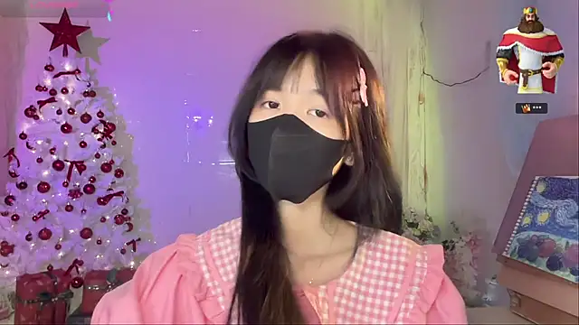 Snapshot of Your-Sunshine chatting on 11.13.25 Your-Sunshine online show from 11.13.25