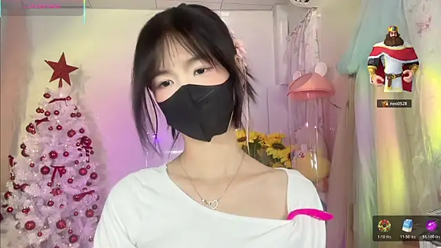 Snapshot of Your-Sunshine chatting on 12.01.25 Your-Sunshine online show from 12.01.25