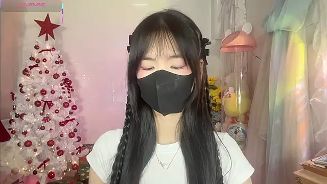 Snapshot of Your-Sunshine chatting on 12.15.25 Your-Sunshine online show from 12.15.25