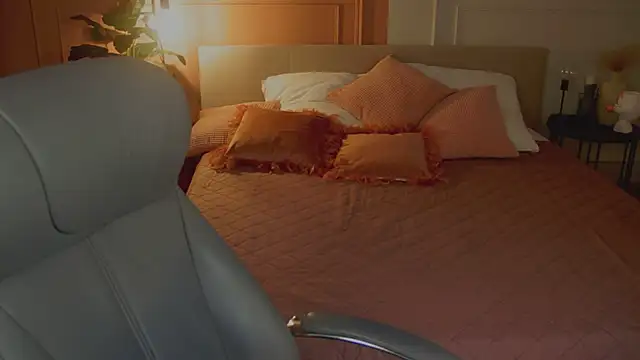 anita blairr online show from 11.10.25