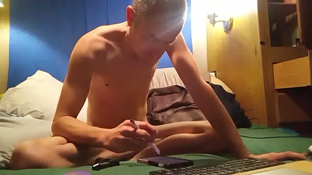 Snapshot of JunkieLiLMethWhore chatting on 01.16.26 JunkieLiLMethWhore online show from 01.16.26