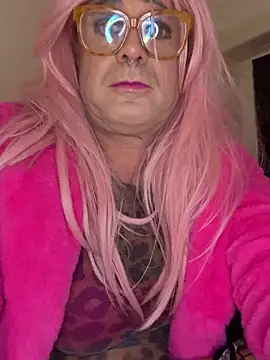 Snapshot of hoerige-masonutte chatting on 02.19.26 hoerige-masonutte online show from 02.19.26